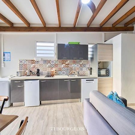 Le Ti Bourgeois Apartment Riviere-Salee Exterior photo
